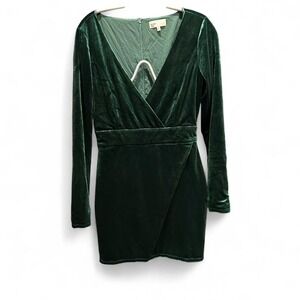 WOMENS GREEN LONG‎ SLEEVED VELVET MINI DRESS SIZE SMALL